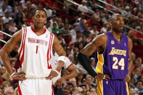 国际足联新闻-姆巴佩加盟独行侠！足坛巨星破壁NBA，基德神操作剑指总冠军